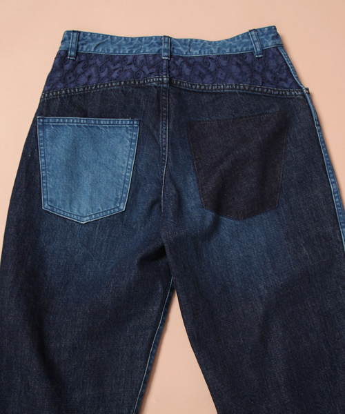 FURFUR（ファーファー）の「バイカラーデニムパンツ（デニムパンツ・レディース・インディゴブルー/ライトブルー・34/36/38）」の7枚目の写真