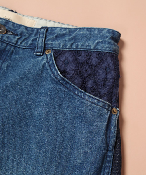 FURFUR（ファーファー）の「バイカラーデニムパンツ（デニムパンツ・レディース・インディゴブルー/ライトブルー・34/36/38）」の8枚目の写真