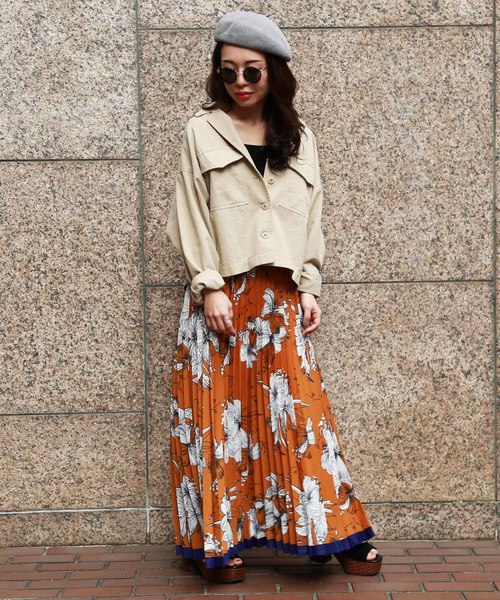 FREE'S MART（フリーズマート）の「◆バックサテンワークブルゾン（ブルゾン・レディース・ベージュ/カーキ・FREE）」の5枚目の写真