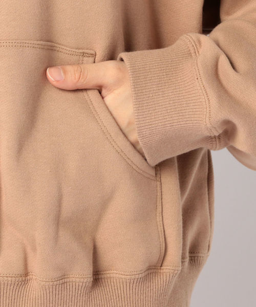 Khaju(カージュ)の「Khaju:ルーズフードジップパーカー(パーカー・レディース・ホワイト/ライトグレー/ベージュ系その他・ONE SIZE)」の13枚目の写真