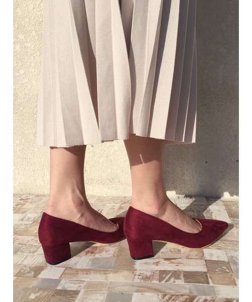 CLEA（クレア）の「【4.5cmヒール】デイリーポインテッドチャンキーパンプス（パンプス・レディース・ベージュ/ブラック/グレー/ブラック系その他/ワイン/キャメル・23.5cm/25.0cm/23.0cm/24.0cm/24.5cm/22.5cm）」の14枚目の写真