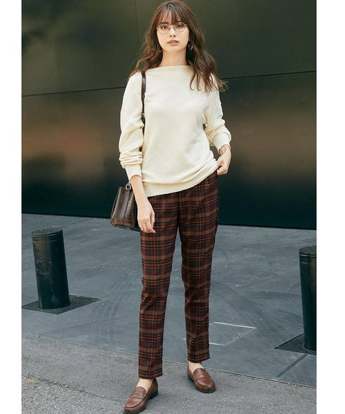 IEDIT(イディット)の「IEDIT 素肌に心地いい もちさらシルク混ガーター編みニット(ニット/セーター・レディース・グリーン/ワインレッド/ベージュ/アイボリー・SMALL/MEDIUM/LARGE/X-LARGE/XX-LARGE)」の9枚目の写真