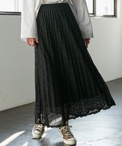 GeeRA(ジーラ)の「バルファスレーススカート(スカート・レディース・ホワイト/ブラック・MEDIUM/LARGE)」の2枚目の写真
