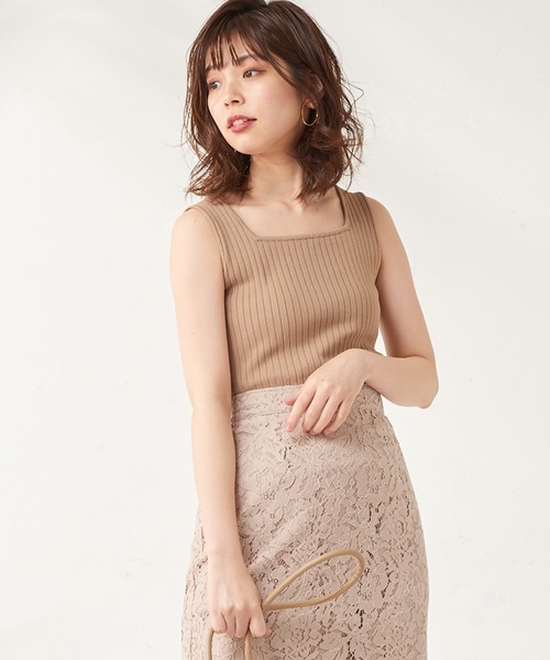 natural couture（ナチュラルクチュール）の「強撚ワイドリブニットタンク（タンクトップ・レディース・ブラック/ベージュ/ブラウン/カーキ・FREE）」の3枚目の写真