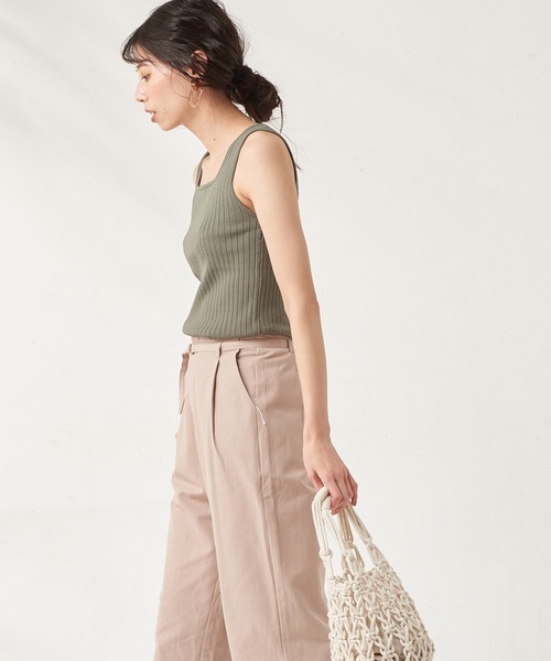 natural couture（ナチュラルクチュール）の「強撚ワイドリブニットタンク（タンクトップ・レディース・ブラック/ベージュ/ブラウン/カーキ・FREE）」の21枚目の写真
