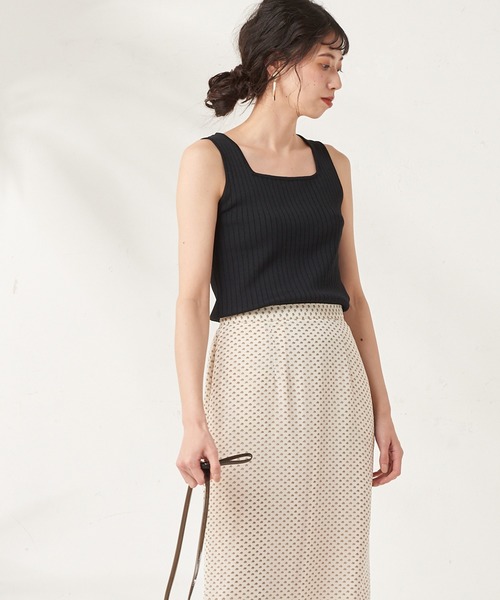 natural couture（ナチュラルクチュール）の「強撚ワイドリブニットタンク（タンクトップ・レディース・ブラック/ベージュ/ブラウン/カーキ・FREE）」の18枚目の写真