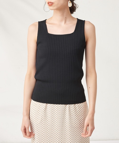 natural couture（ナチュラルクチュール）の「強撚ワイドリブニットタンク（タンクトップ・レディース・ブラック/ベージュ/ブラウン/カーキ・FREE）」の15枚目の写真