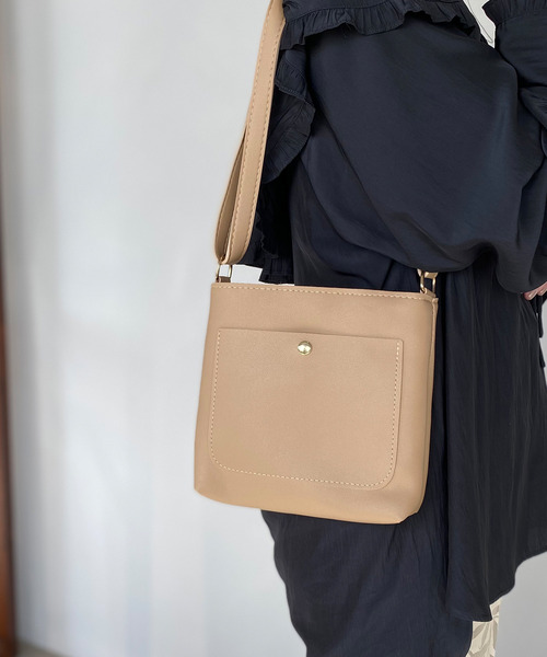 c.u.l（シーユーエル）の「【c.u.l】PUレザー ワンショルダーバッグ 縦型バッグ ショルダーバッグ cula50（ショルダーバッグ・レディース・ブラック/ベージュ/ブラウン/アイボリー・FREE）」の15枚目の写真