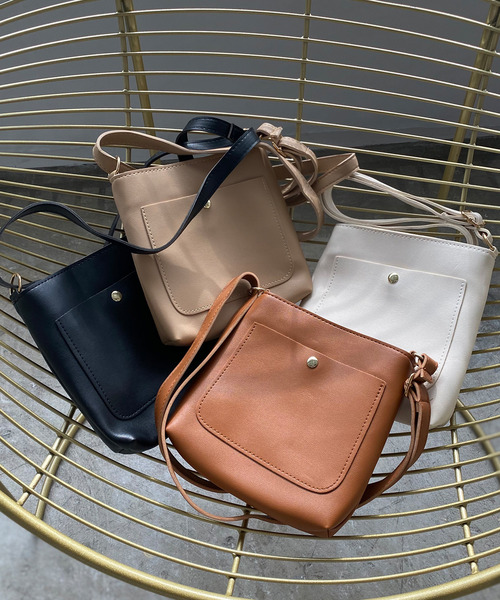 c.u.l（シーユーエル）の「【c.u.l】PUレザー ワンショルダーバッグ 縦型バッグ ショルダーバッグ cula50（ショルダーバッグ・レディース・ブラック/ベージュ/ブラウン/アイボリー・FREE）」の22枚目の写真