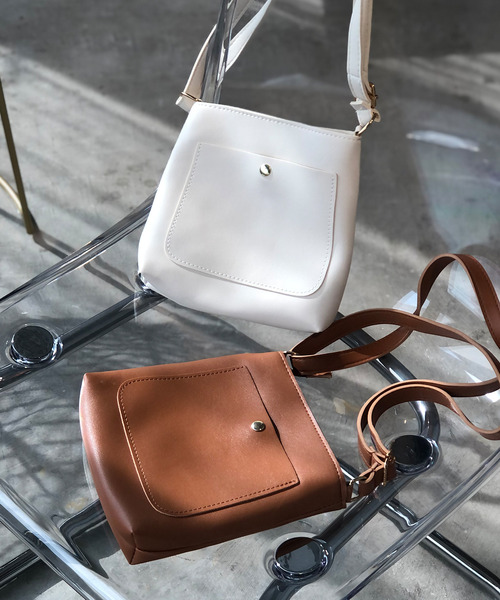 c.u.l（シーユーエル）の「【c.u.l】PUレザー ワンショルダーバッグ 縦型バッグ ショルダーバッグ cula50（ショルダーバッグ・レディース・ブラック/ベージュ/ブラウン/アイボリー・FREE）」の21枚目の写真