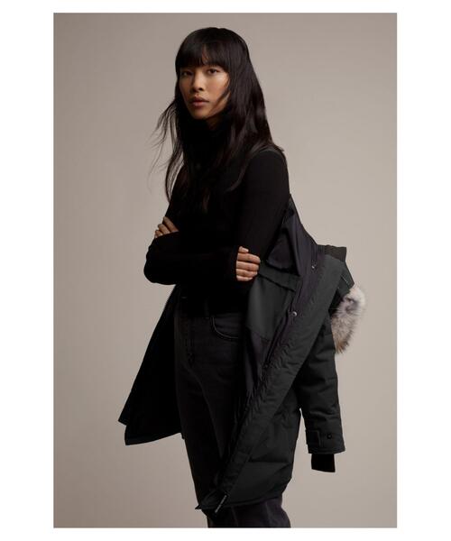CANADA GOOSE(カナダグース)の「<CANADA GOOSE(カナダグース)>SHELBURNE PARKA ダウンジャケット Ψ(ダウンジャケット/コート・レディース・ブラック・SMALL/MEDIUM)」の9枚目の写真