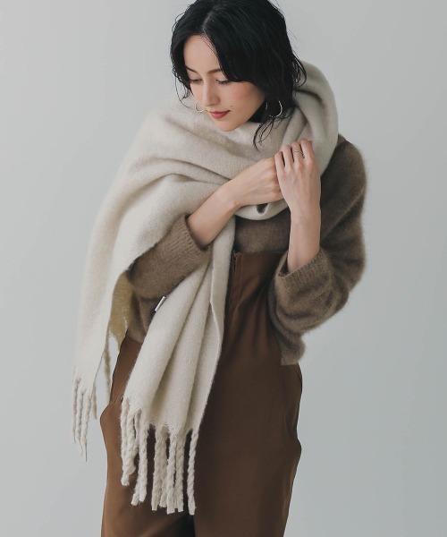 Bou Jeloud（ブージュルード）の「太フリンジボリュームストール（ストール/ショール・レディース・ライトグレー/ベージュ/オレンジ/アイボリー/ライトブルー・FREE）」の15枚目の写真