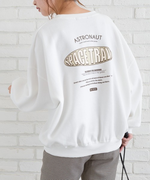 SpRay(スプレイ)の「オーバルプリント裏起毛スウェット(Tシャツ/カットソー・レディース・オフホワイト/ブルー/ラベンダー/スミクロ/ライトベージュ・FREE)」の6枚目の写真