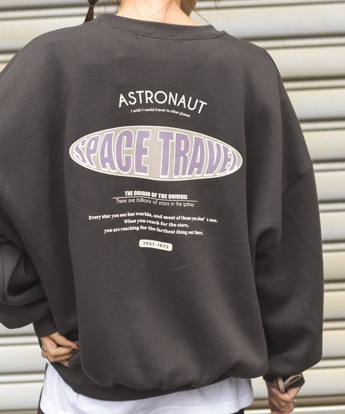 SpRay(スプレイ)の「オーバルプリント裏起毛スウェット(Tシャツ/カットソー・レディース・オフホワイト/ブルー/ラベンダー/スミクロ/ライトベージュ・FREE)」の10枚目の写真