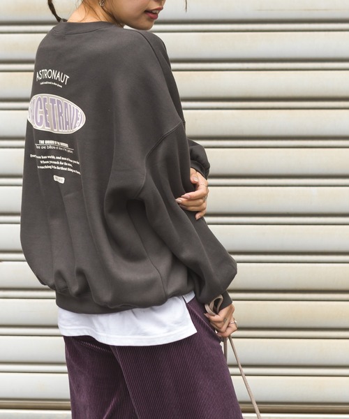 SpRay(スプレイ)の「オーバルプリント裏起毛スウェット(Tシャツ/カットソー・レディース・オフホワイト/ブルー/ラベンダー/スミクロ/ライトベージュ・FREE)」の12枚目の写真