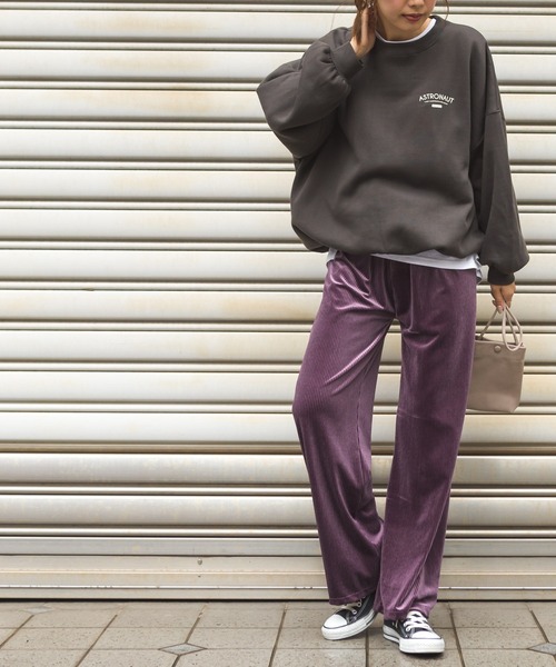 SpRay(スプレイ)の「オーバルプリント裏起毛スウェット(Tシャツ/カットソー・レディース・オフホワイト/ブルー/ラベンダー/スミクロ/ライトベージュ・FREE)」の13枚目の写真