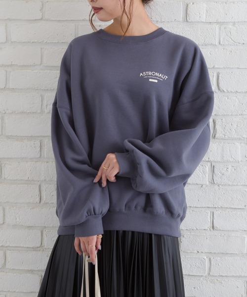 SpRay(スプレイ)の「オーバルプリント裏起毛スウェット(Tシャツ/カットソー・レディース・オフホワイト/ブルー/ラベンダー/スミクロ/ライトベージュ・FREE)」の21枚目の写真