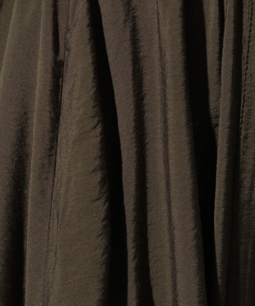 BAYFLOW（ベイフロー）の「3WAYスモッキングワンピース（レンチング(TM)エコヴェロ(TM)繊維使用）（ワンピース・レディース・ライトブルー/ブラック/カーキ/ナチュラル・SMALL/MEDIUM）」の17枚目の写真