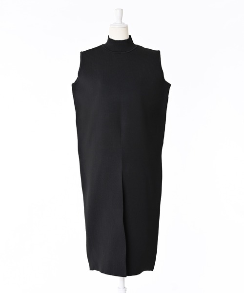 Narcissus（ナルシス）の「【SINN】Narcissusオリジナル　スリットノースリートップス（ニット/セーター・レディース・ホワイト/イエロー/ブラック/ブルー・FREE）」の6枚目の写真