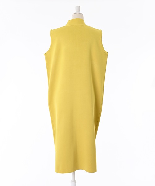 Narcissus（ナルシス）の「【SINN】Narcissusオリジナル　スリットノースリートップス（ニット/セーター・レディース・ホワイト/イエロー/ブラック/ブルー・FREE）」の14枚目の写真