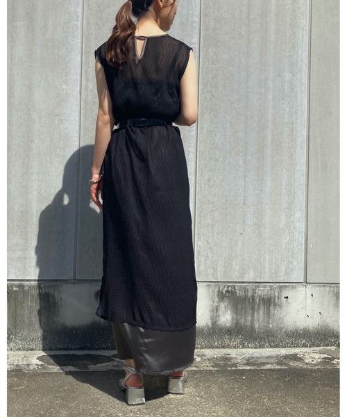 &g'aime(アンジェム)の「【&g'aime】楊柳シアーレイヤードワンピース(ワンピース・レディース・ブラック/アイボリー/グレイッシュベージュ・FREE)」の9枚目の写真