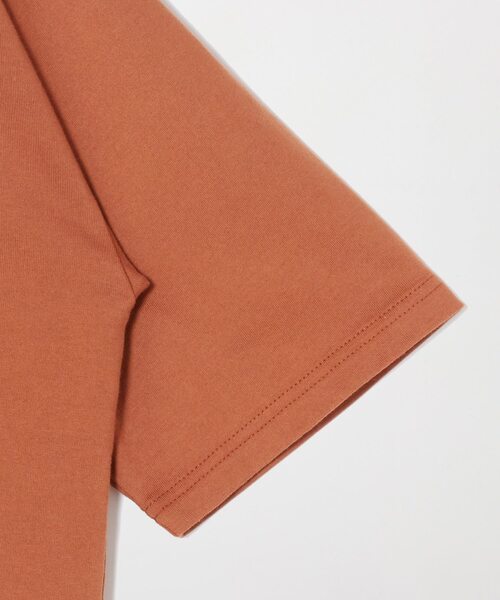 CONVERSE TOKYO（コンバーストウキョウ）の「ロゴスピンドルTシャツ（Tシャツ/カットソー・メンズ・ホワイト/ブラック/テラコッタ・MEDIUM/LARGE/SMALL）」の5枚目の写真