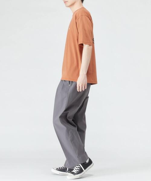 CONVERSE TOKYO（コンバーストウキョウ）の「ロゴスピンドルTシャツ（Tシャツ/カットソー・メンズ・ホワイト/ブラック/テラコッタ・MEDIUM/LARGE/SMALL）」の10枚目の写真