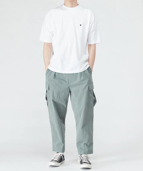 CONVERSE TOKYO（コンバーストウキョウ）の「ロゴスピンドルTシャツ（Tシャツ/カットソー・メンズ・ホワイト/ブラック/テラコッタ・MEDIUM/LARGE/SMALL）」の6枚目の写真