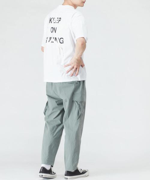 CONVERSE TOKYO（コンバーストウキョウ）の「ロゴスピンドルTシャツ（Tシャツ/カットソー・メンズ・ホワイト/ブラック/テラコッタ・MEDIUM/LARGE/SMALL）」の20枚目の写真