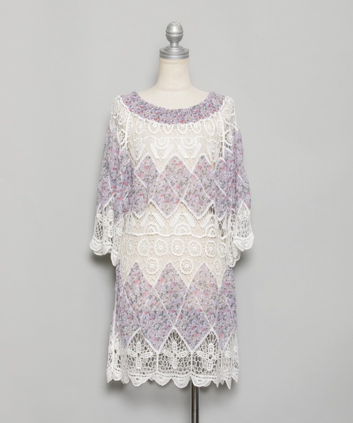 AS KNOW AS PINKY（アズノゥアズピンキー）の「花柄レース組ませチュニック（チュニック・レディース・オフホワイト/ネイビー/ラベンダー・FREE）」の10枚目の写真