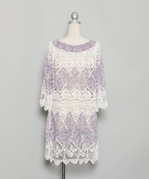 AS KNOW AS PINKY（アズノゥアズピンキー）の「花柄レース組ませチュニック（チュニック・レディース・オフホワイト/ネイビー/ラベンダー・FREE）」の12枚目の写真