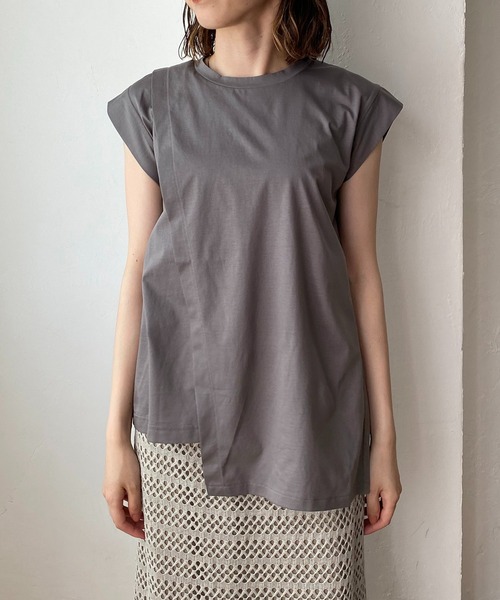 CAPRICIEUX LE'MAGE（カプリシューレマージュ）の「〈新色追加 /モカ〉段違いレイヤードTシャツ（Tシャツ/カットソー・レディース・ホワイト/チャコールグレー/ブラック/モカ・FREE）」の7枚目の写真