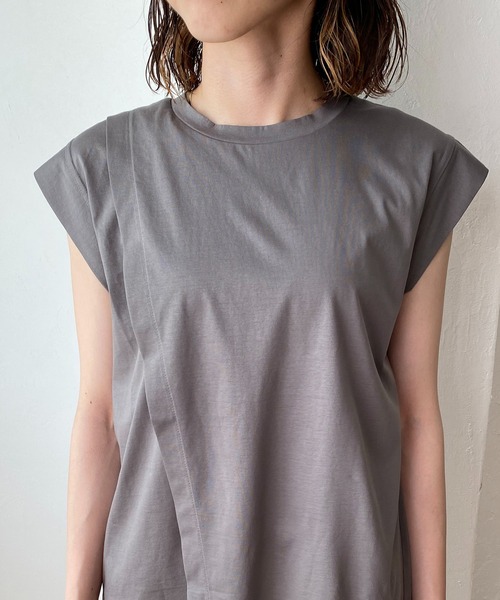 CAPRICIEUX LE'MAGE（カプリシューレマージュ）の「〈新色追加 /モカ〉段違いレイヤードTシャツ（Tシャツ/カットソー・レディース・ホワイト/チャコールグレー/ブラック/モカ・FREE）」の11枚目の写真