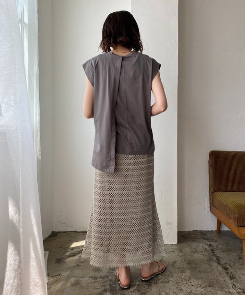 CAPRICIEUX LE'MAGE（カプリシューレマージュ）の「〈新色追加 /モカ〉段違いレイヤードTシャツ（Tシャツ/カットソー・レディース・ホワイト/チャコールグレー/ブラック/モカ・FREE）」の18枚目の写真