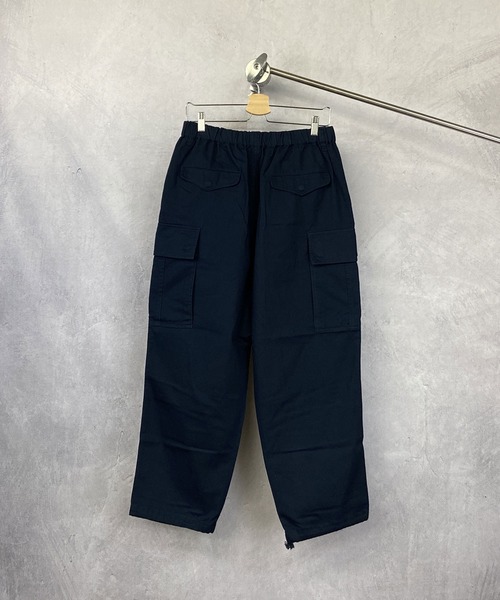 Beno（ビーノ）の「コットンツイル 6ポケット ワイド カーゴパンツ（カーゴパンツ・メンズ・オフホワイト/ブラック/ベージュ/オリーブ/ネイビー・S/M/L）」の11枚目の写真