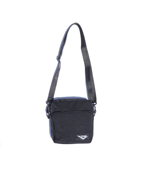 PONY（ポニー）の「PONY/ポニー SQUARE SHOULDER BAG ショルダーバッグ（ショルダーバッグ・メンズ・ブラック/レッド/キャメル・FREE）」の2枚目の写真