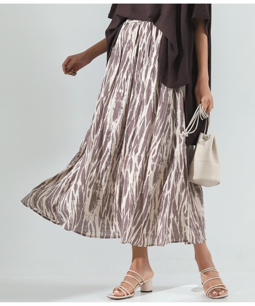 Alluge(アルージュ)の「ブラープリントスカート(スカート・レディース・ベージュ/モカ・FREE)」の1枚目の写真