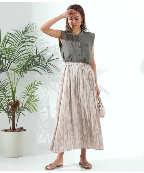 Alluge(アルージュ)の「ブラープリントスカート(スカート・レディース・ベージュ/モカ・FREE)」の11枚目の写真