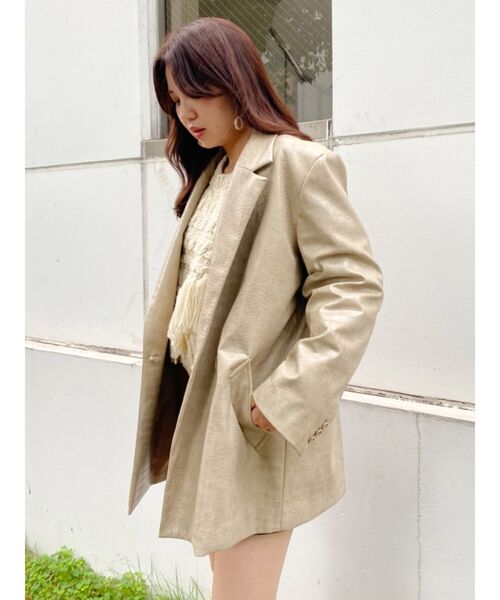 EVRIS（エヴリス）の「レザーライクルーズジャケット（テーラードジャケット・レディース・ブラック/ベージュ・FREE）」の14枚目の写真