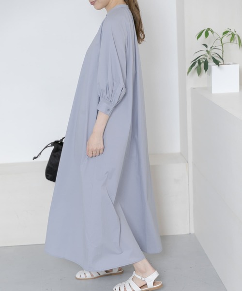 URBAN RESEARCH Sonny Label(アーバンリサーチサニーレーベル)の「ボタンアップボリュームスリーブワンピース(ワンピース・レディース・ブルー/オフホワイト/ブラック・FREE)」の11枚目の写真