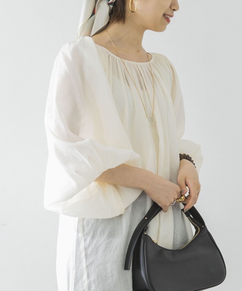 URBAN RESEARCH（アーバンリサーチ）の「ラミーコットンペザントブラウス（Tシャツ/カットソー・レディース・グリーン/オフホワイト/パープル・FREE）」の19枚目の写真