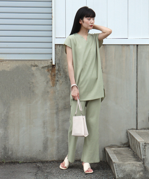 VENCEEXCHANGE(ヴァンスエクスチェンジ)の「ワッフルキーネックセットアップ+ポーチ3点セット(Tシャツ/カットソー・レディース・ベージュ/ミント/オフホワイト・M)」の18枚目の写真