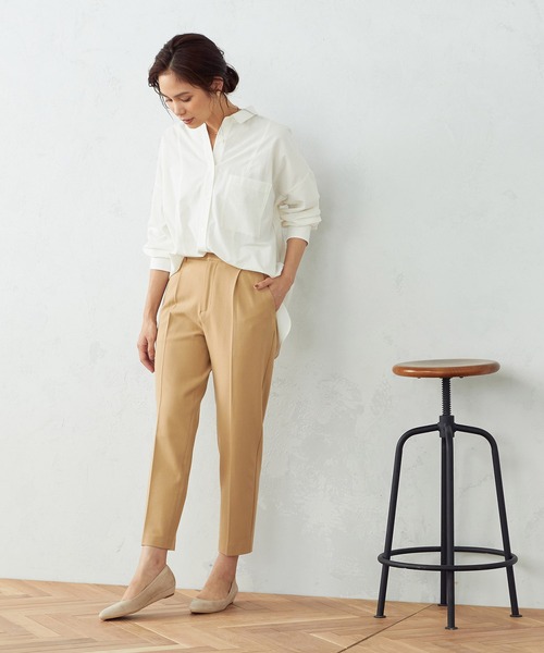 COMME CA MODELS（コムサモデルズ）の「ストレッチ　テーパードパンツ（スラックス・レディース・ブラック/ベージュ・X-SMALL/SMALL/MEDIUM/LARGE/X-LARGE）」の4枚目の写真