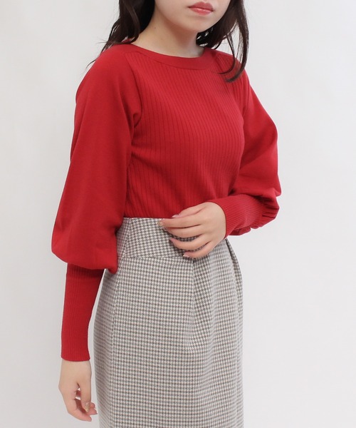 ASTORIA ODIER(アストリアオディール)の「ロングカフス ボートネックリブニットプルオーバー(ニット/セーター・レディース・ブラック/ベージュ/ピンク/マジェンタ/ネイビー/ブラウン/アイボリー/ミント/チャコールグレー/レッド・MEDIUM)」の16枚目の写真