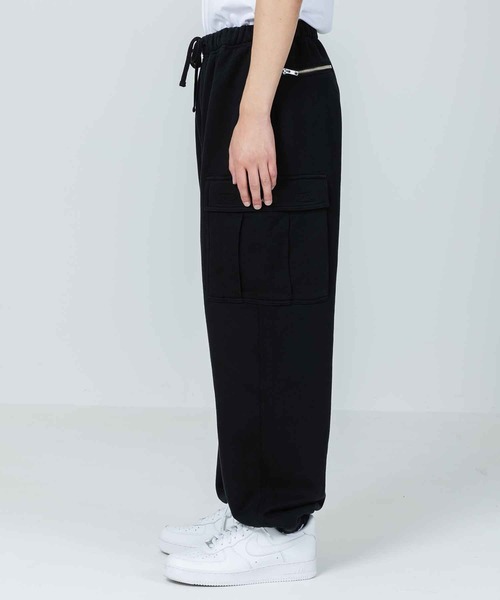 XLARGE（エクストララージ）の「SWEAT CARGO PANTS（スウェットパンツ・メンズ・グリーン/ブラック/アッシュ・L/XL/S/M）」の5枚目の写真