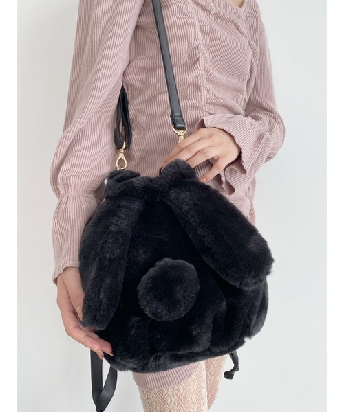 Honey Salon（ハニーサロン）の「2WAYラビットファーバッグ（バックパック/リュック・レディース・ブラック/アイボリー・FREE）」の13枚目の写真