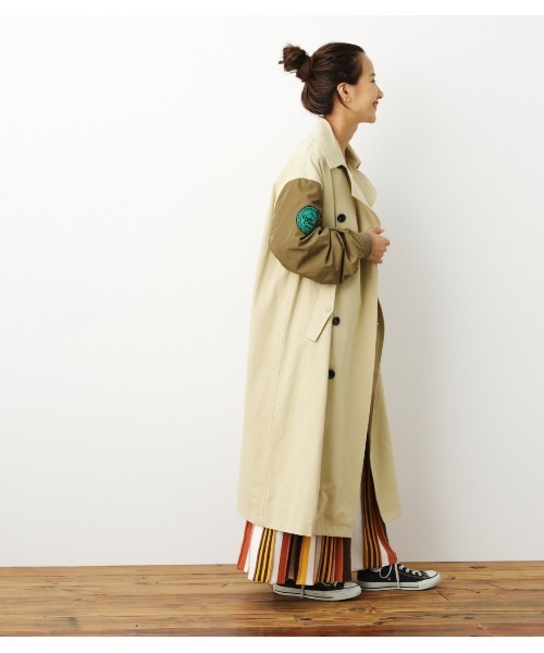 RODEO CROWNS WIDE BOWL(ロデオクラウンズワイドボウル)の「【WEB限定】ミリタリースリーブトレンチコート(トレンチコート・レディース・ベージュ/カーキ・FREE)」の3枚目の写真