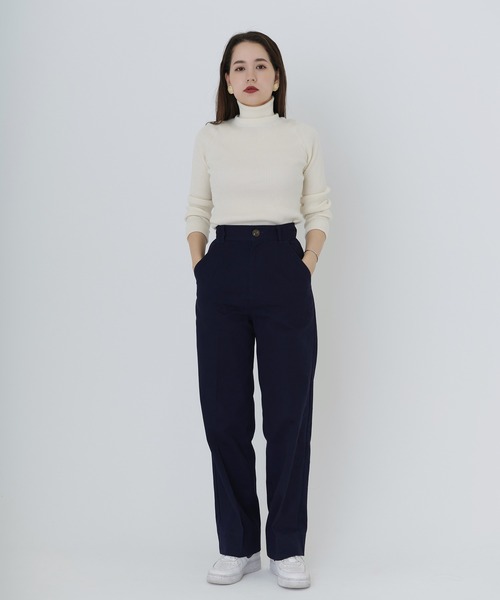 TINA：JOJUN（ティーナジョジュン）の「ハイウエスト チノパンツ TINA：JOJUN（チノパンツ・レディース・ネイビー/グリーン・S/M/XS）」の2枚目の写真