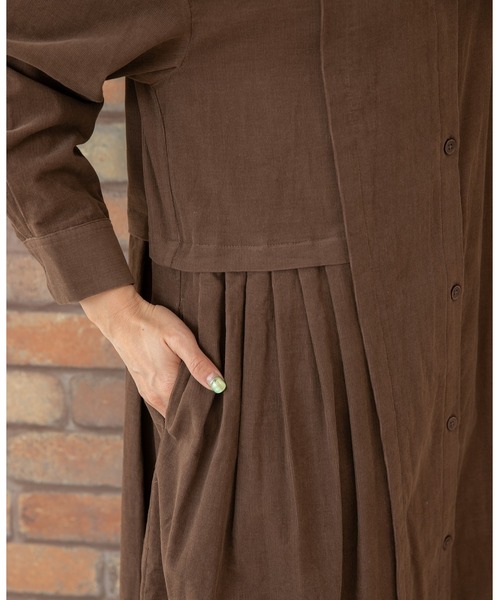 PREFERIR(プレフェリール)の「コーデュロイ ローウエスト ワンピース(ワンピース・レディース・チャコールグレー/ブラック/キャメル/ブラウン・SMALL/MEDIUM)」の10枚目の写真