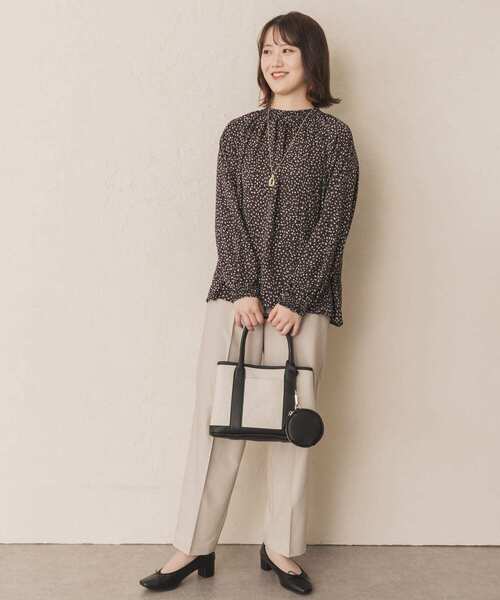 RODE SKO(ロデスコ)の「プチ撥水キャンバストートバッグ(トートバッグ・レディース・アイボリー/ブラック/ブラウン系その他・ONE)」の6枚目の写真